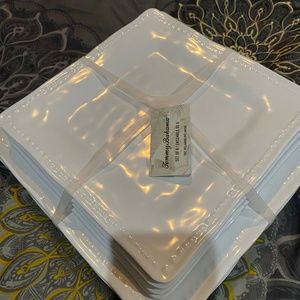 Tommy Bahama Melamine hobnob plates